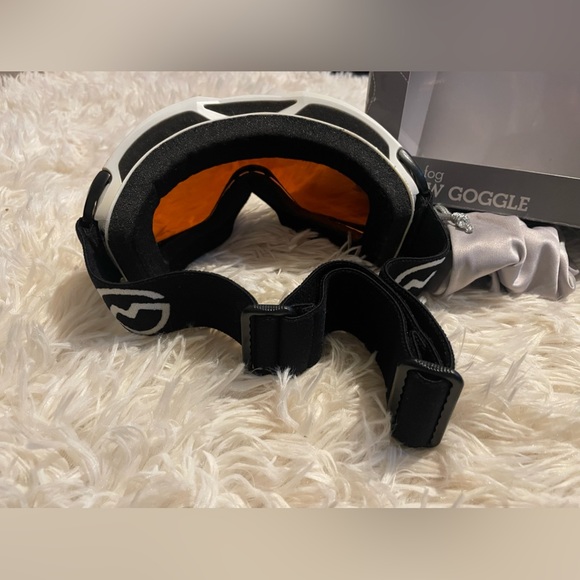 Adult Snow Goggles - Picture 8 of 9